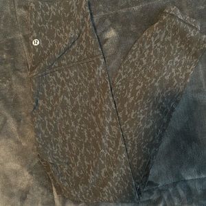 Lululemon leggings 25 inch